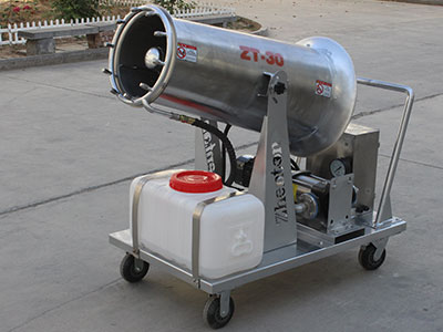 我司新款30米手推式不銹鋼霧炮機，針對于酸堿環(huán)境使用