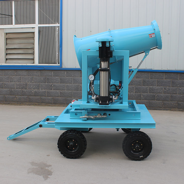 拖車式霧炮機.jpg 拖車式霧炮機.jpg