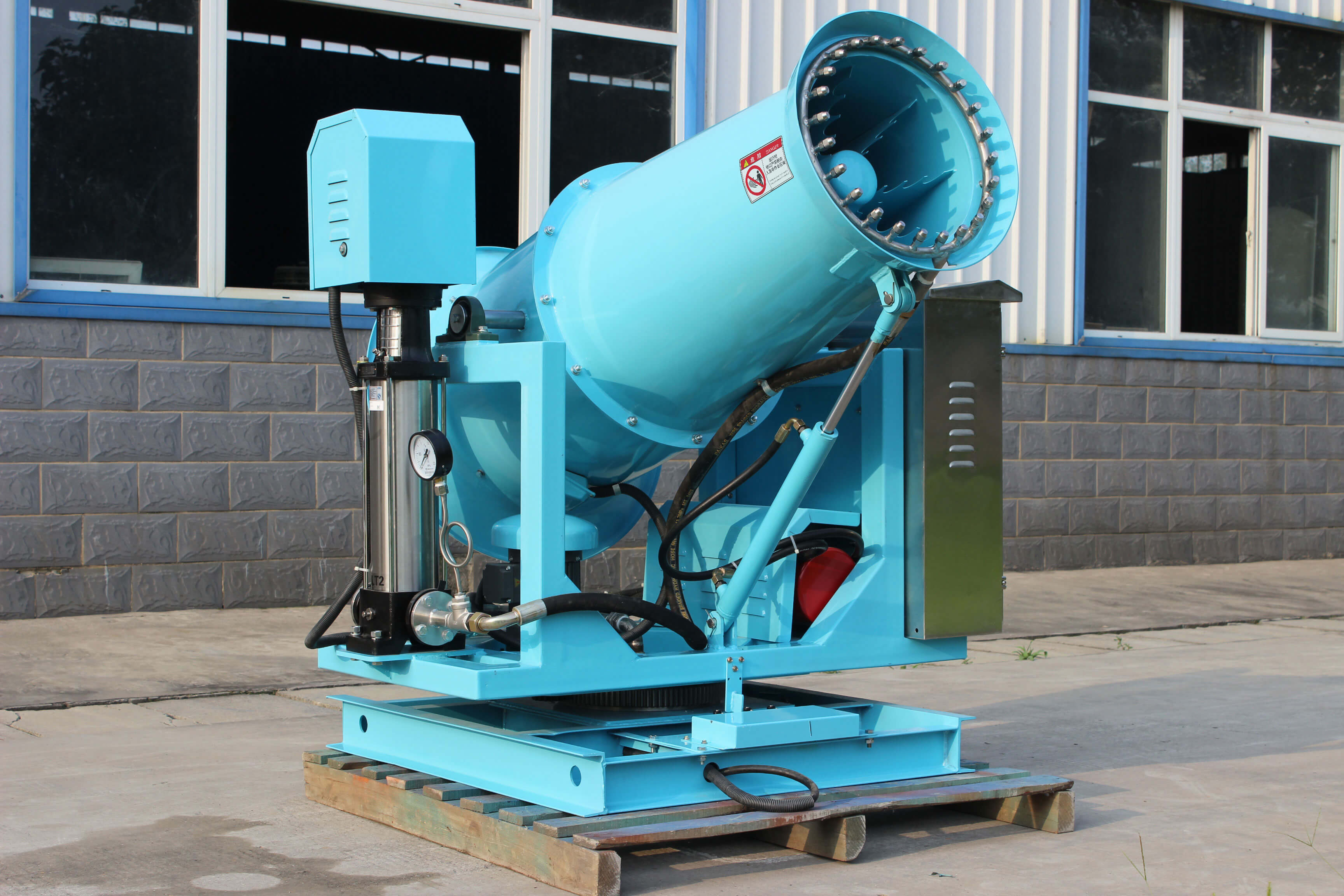 全自動(dòng)遙控霧炮機(jī)如何做到有效降塵？