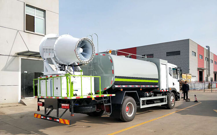 車載全自動霧炮機(jī)在工地上有何優(yōu)勢？