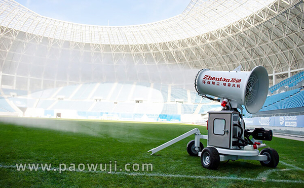 鄭通霧炮機(jī)廠家,霧炮機(jī)廠家直銷 -草坪養(yǎng)護(hù)霧炮機(jī).jpg