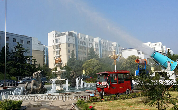 鄭通霧炮機廠家,霧炮機廠家直銷 -降溫霧炮機.jpg