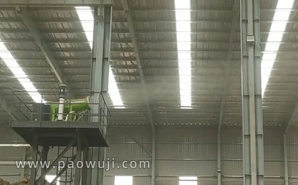 鄭通霧炮機廠家,霧炮機廠家直銷 -煤棚降塵霧炮機.jpg